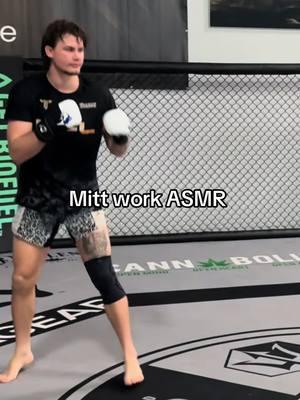 5x5 MMA sparring, 5min grappling round and some mittwork today ✅ #fyp #UFC #pfl #mma #viral #sparring #boxing #wrestling #muaythai #jiujitsu #submission #killcliff #gym #motivational #asmr #mittwork #clean #satisfyingvideo #speed #dedication #prospect #sparring #hardsparring 