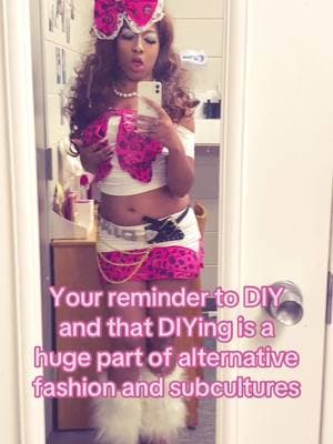 Not a requirement but rather do it than pay a scalper $500 #gyaru #ギャル #gyarutiktok #gyarutok #gyarumakeup #gyarumake #gyarufashion #blackgyaru #黒ギャル #gaijingyaru #外人ギャル #manba #マンバ #yamanba #ヤマンバ #ganguro #gyarunails #ギャルネイル #alttiktok #blackalttiktok #harajukufashion #jfashion #kawaii #fyp #foryou #agejo #agejogyaru 