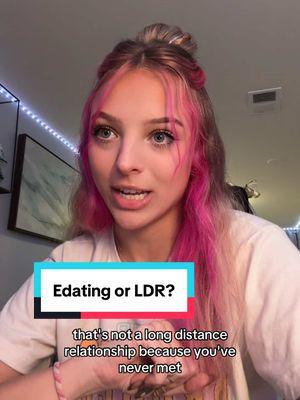 Replying to @Seif Long distance? or Edating? #gamer #techgirl #lindseyszn #edating #internetdating 