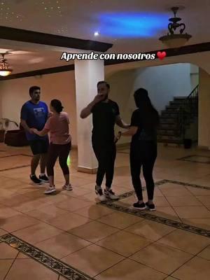 Aprende bachata con nosotros.♥️ #bachata #pasosdebaile #aprendeabailar #viral_video #princeroyce 