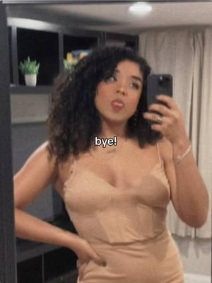 White flag 🤍 why were my hands so shaky? 🤣   #latina #curls #curlyhair #curlygirl #curlsfordays  #whiteflag #bye #leavemealone #unlessyoumeanit #date #dating #CapCut 