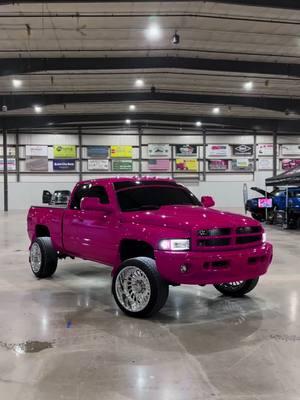 Should we paint it pink? #foryourpage #pink #pinkaesthetic #trucksoftiktok #trucks #colorcustomizer #color #everyone #highlight 