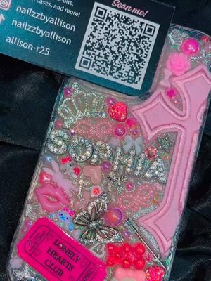 Message me on Instagram @Nailzzbyallison to order a junk case😍 custom pink junk case🎀#pinkjunkcase #junkcase #cutejunkcase #pinkjunkiecase #customjunkcase #junkphonecase #cutegift #fypシ #viralvideo #fyp #foryoypage #SmallBusiness #viralvideos 