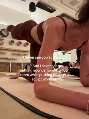 (But also proceeds to go to the club later that night bc we live a life of ~balance~) #heatedsculptworkout #fuzehousenyc #pilatesworkoutnyc #balancedlifestyle 