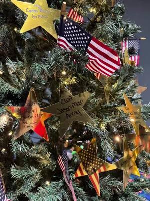 Putting our heros name star on the christmas tree at #snowballexpress with the #garysinisefoundation and other #goldstarfamilies #army #veteran #22aday #MentalHealth #warrantofficer #pilot #medevac 