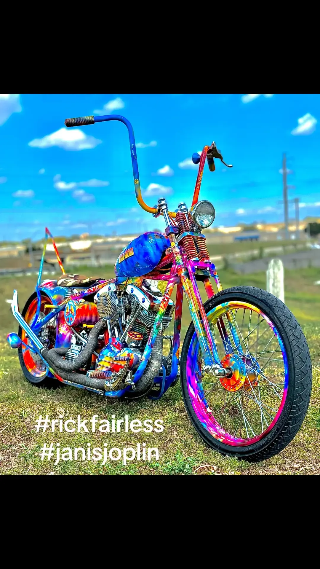 This is a Janis Joplin Tribute bike we built a few years ago! #rickfairless #harleydavidson #bikelife #janisjoplin #strokersdallas #strokersicehouse 