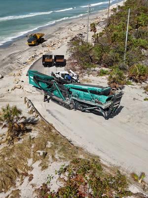 The Monster Powerscreen Chieftain 2100X screening contaminated sand caused by the recent Hurricane Season.  The clean sand generated by the 2100X will provide West Florida Beaches with safe sand for all to enjoy!  ⌛️🌀 ♻️  #powerscreen #screener #screening #crusher #crushing #crushingandscreening #jawcrusher #impactcrusher #conecrusher #materialprocessing #quarry #mine #mining #quarrying #recycling #hurricane #hurricanecleanup #stormcleanup #hurricanemilton 