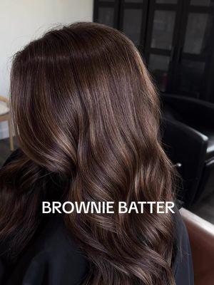 BROWNIE BATTER 🤎 Formula Lowlights/ root  Schwarzkopf Igora Vibrance 7-0 7-4 Gloss Redken Shades EQ 8GG 7NB #haircolorist #haireducation #hairtransformation #hairreels #behindthechair #hairtok #hairinspo #schwarzkopfusa #redkenshadeseq #hairformula #bronde #teddybronde #browniebatterhair #expensivebrunette #richbrunette #brunette 