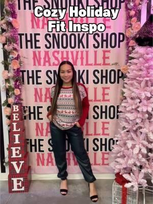 Stay comfy yet fashionable in our cozy holiday line🎄 #thesnookishop #madisonnj #seasideheights #huntingtonny #nashvilletn #holidayparty #holidaypartyoutfit #holidaytheme #loungeset #cozy #cozychristmas 