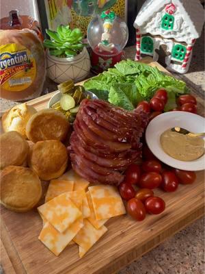 Preparing our #HolidayHam a little different this year with @Argentina Meats Global This is a  Ham sandwich board version of a charcuterie a board.  What are your favorite holiday dishes?  Enjoy the spirit of a “Traditional Paskong Pinoy” with Argentina Christmas Ham TASTY and MEATY. #charcuterieboard #sandwhichboard #holidayham #holidayrecipes 