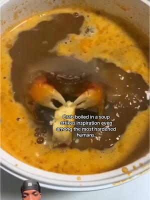 Crab boiled in a soup strikes inspiration even among the most hardened humans. #soup #seafoodboil #crablegs #foodvideos #foodcontent 