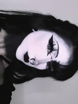 Draft 😋 . #tradgoth #traditionalgoth #tradgothmakeup #traditionalgothmakeup #goth #gothgirl #foryou #foryoupage #fyp #fypシ #trending #trendy #xyzbca 