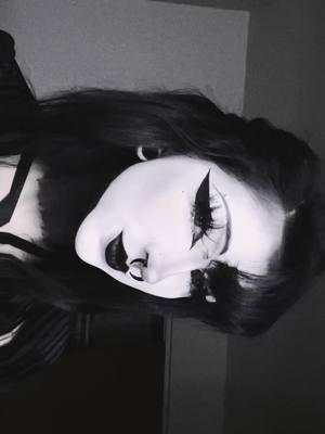 All you wanna do is kiss me 🧍🏻‍♀️ . #tradgoth #traditionalgoth #tradgothmakeup #traditionalgothmakeup #goth #gothgirl #foryou #foryoupage #fyp #fypシ #trending #trendy #xyzbca 