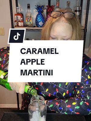 Caramel Apple Martini #drinks #tastetest #mancave #husbandapproved #martini #drinkathome #caramelapples #holidaydrinks #drinkrecipes 