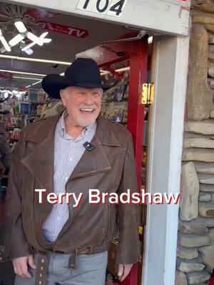 More to come 👀 #terrybradshaw #explorebranson #bransonmissouri 