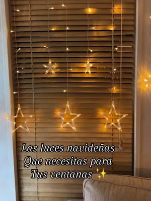 Estas luces navideñas las pudes utilizar para decorsr tus ventanas y qur desde afuera se vean muy bonitas ✨  #quntis #christmas #christmasdecor #windowlights #curtainlights #stars #lucesnavideñas #lucesparaventana #christmasvibes #fypp 