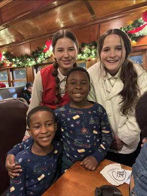 Vlogmas Day 12: BEST DAY EVER!!! This Polar Express train ride was defintely worth the memories 🚂🎅🏾🎄 #christmas #christmastiktok #mom #momtok #MomsofTikTok #momof3  #trainride #polarexpresstrain #polarexpress #christmasmemories 