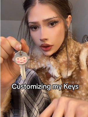 laying in bed with a fever a few hours after filming this but grateful for pretty things  #keychain #keychains #trinkets #monkeys #cutekeys #keys #keycover #customizedgifts #customization #decorate #decoratewithme #decoration #decorating #key #keychainaccessories #keychaincute 