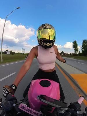 Pocketfull of pennies #jk #creatorsearchinsights #pocketfullofsunshine #pennies #justkidding #sunshine #ninja #400 #kawasakininja400 #ninja #pinkbike #detroit #Summer #isavibe #kawasakigirl #girlswhoridemotorcycles #sportsbike #jokes #humor #joshingaround #natashabedingfield #tannedskin #tanned 