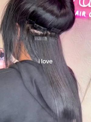 Tape ins volume hair look #fyp #foryourpage #howto #hairtutorial #rawbundles #rawhair #rawhairvendor #rawhairbundles #rawhairextension #rawindianhair #herdreamshair #tiktokhair #vendorlist #tapeins #tapeinextensions 