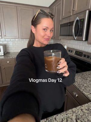 Vlogmas Day 12 | Last day of studying before my finals tomorrow and then it’s offically Christmas break yayyy❤️ #Vlogmas #diml #collegelife #studytok #examweek #athomecoffee #califiafarms #stokcoldbrew #aloyogaclothing @stokcoldbrew @Califia Farms @Alo Yoga 