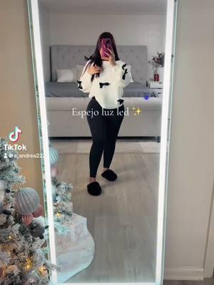 #fulllengthmirror #mirror #ledmirrorlights #musthaves #tiktokfinds #spotlightfinds #TikTokShop #blackfridaydeals #tiktokshopholidaydeals #tiktokshopblackfriday  #tiktokshopcybermonday #giftguide #fyp  #fy #f #fypシ゚viral ≥ #espejo #espejoluzled 