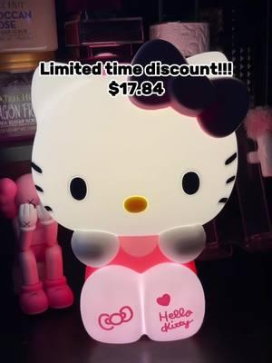 If it if this isn’t the cutest, hello Kitty light you’ve ever seen!? It is only $17 in the TikTok shop grab this for your hello Kitty lover this Christmas. cutest! #HelloKitty #Sanrio #HelloKittyGiftIdeas #HelloKittyGifts #HelloKittyLight #ChristmasGiftIdeasForHer #ChristmasGiftideas #TikTokShopHelloKitty#TikTokShopChristmasGiftIdeas #holidayhaul 