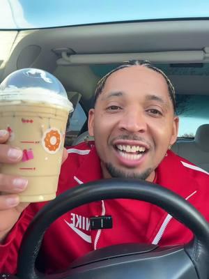 Dunkin holiday cookie ice latte  #icelatte #dunkin #caffine #goodmorning#fridaymorning#tastetest#starbucks#goodmorning#godisgood #energyboost 