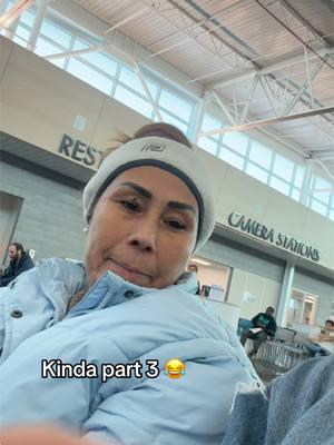 Befoee she put lotion haha 😂 #funnyvideos #dmv #suegra #funny #suegraynuera #part3 #trending #fyp #mexican #mexicanmom @Susy Nunez 