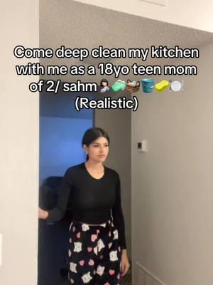 Feels so good to have a clean kitchen😫🙌🏼 #fyp #fypシ゚viral #fyppppppppppppppppppppppp #fypage #teenmama #paratii #jackelyntorres #fy #fypシ #viraltiktok #trending #jackytorres #trend #viralvideo #real #foryourpage #teenparents #God #clean #CleanTok #cleaning #cleaningtiktok #kitchen 