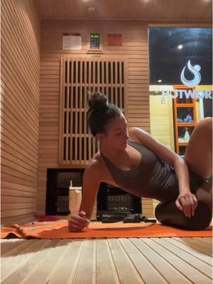 in 130 degrees, i sweat in places i didnt know i could sweat. 10/10 tho @HOTWORX #hotpilates #hotyoga #hotworx #sauna #workoutplan 