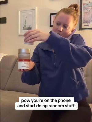 if you’re not seeing how many moisturizers you can balance in one hand while talking on the phone, then wyd? @Skincare.com #thayers #pov #onthephone #skincare #skincareobsessed #skincareroutine #BestFriends #fridaynight #fridayvibes 