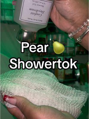 🫧🍐Sweet Pear Combo 🫧🍐  #pearscent #pearshowerroutine #showerroutine #showertok #hygienewithdiamond #treehutsugarscrub #dialsoap #scentcombo #fruityscents #SelfCare #304tok #teamwork @Tree Hut @Bath & Body Works @Dial 