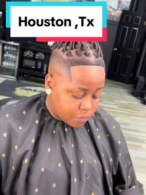 HOUSTON, TX TAP IN 🔥💈 Best barber in houston😮‍💨🙌🏽  #HOUSTONBARBER #staardomstylez #smashingthecity #barbershop #fy #fyp #explore #houston #barber #femalebarber #fade #femalebarber 