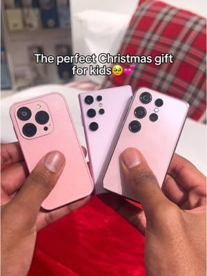 The perfect phones?🎄💕 #fyp #iphone #samsung #smartphone #phone #miniphone 