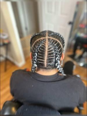 #denverbraider #Lakewood #denver #colorado #braids #braidsbyAB #braider #braidedhair #girlswhobraid #cornrows #denverbraids #designbraids #braidstyles #edgecontrol #dutchbraids #shinenjam #haircuts #vibes 