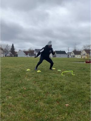 Sticking ….to the plan 🤧 #buffalony #footballtiktok #explore #fitfam #exploremore #exploreworld #viraltiktok #calisthenics #coreworkout #legs #legsworkout #nfl #nflfootball #training #athelete #hybridathlete #explosivetraining @ESPN @Buffalo Bills 