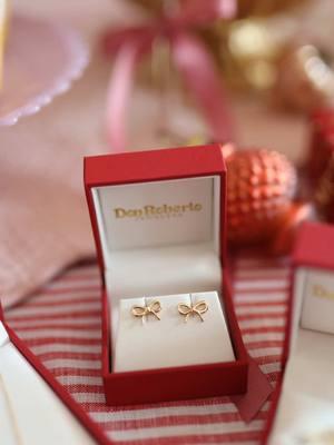 Tied to perfection 🎀✨ Our gorgeous bow-inspired jewelry collection and trending favorites are still live on our site!  Shop sparkling touches for your looks. Celebrate the season with Don Roberto Jewelry today! #bowjewelry #bowearrings #bowring #trendingjewelry #solidgoldjewelry 