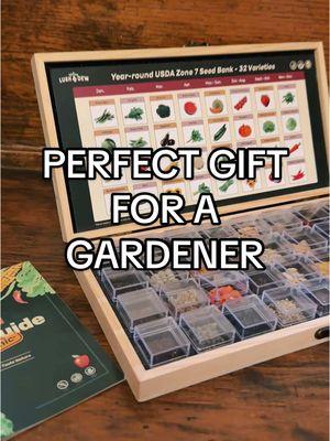 I’m all about giving gifts that last a long time! This is a year long gift and the chart could be saved for years to come. Win-win! #seedbank #giftsforgardeners #gardeninglove #homesteadgift #growagarden 