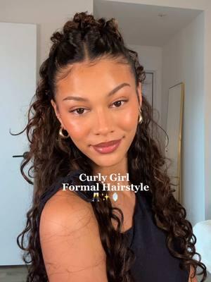 Formal Curly Hair Tutorial 🥂✨. Coming at you guys with holiday hair inspo 🥰. #curlyhairstyles #curlyhairtutorial #hairtransformation #holidayhairstyle 