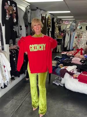 Grinchy Girl is Back for the Holidays #grinch #happyholidays #merrychristmas #carlsbadvillage #thegrinchwhostolechristmas #boutique @Arleen_727 @user1447286077686 @Aileen @Autumn Marie @♡محمد أبو عدي♡+905376288950 