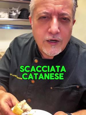 Scacciata Catanese to get into the Holidays spirit!  #cucinaitaliana #recipeoftheday #italianfood #sicily #catania #cheflucacorleone #timetoplate