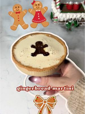 inspired by my gingerbread themed bathroom 😂🤎🤍 👉🏼here’s how to make a gingerbread martini 1.5 oz codigo blanco (or reposado) 1.5 oz kahlua 2 oz of your favorite creamer (i used a little light cream and the trader joes brown sugar oat milk creamer) a hefty splash of gingerbread syrup (recipe from @halfbakedharvest ) 🤎rim is honey + cinnamon sugar 🤎gingerbread ice cubes are made with coffee  enjoy 🤎✨ #gingerbreadmartini #gingerbreadcocktail #gingerbread #holidaycocktail #christmascocktail 