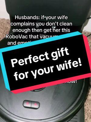 This RoboVac that vacuums, mops and empties itself is the Perfect gift for your wife! #lastminutegifts #giftideaforwife #giftforwife #eufyclean #robovac #robotvacuum 