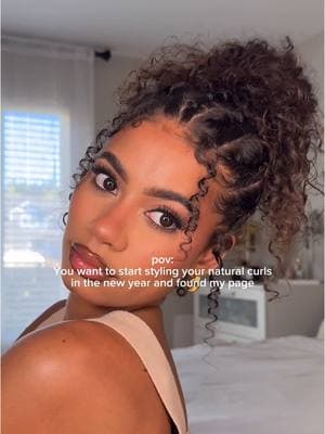 Who’s going natural in 2025🤭? #curlyhairstyles #curlyhair #curlyhairtutorial #naturalcurls #curlyhairinspo 