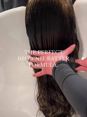 BROWNIE BATTER 🤎 Formula Lowlights/ root  Schwarzkopf Igora Vibrance 7-0 7-4 Gloss Redken Shades EQ 8GG 7NB #haircolorist #haireducation #hairtransformation #hairreels #behindthechair #hairtok #hairinspo #schwarzkopfusa #redkenshadeseq #hairformula #bronde #teddybronde #browniebatterhair #expensivebrunette #richbrunette #brunette 