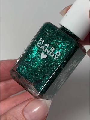 Let’s revive Hard Candy Grinch from their 1996 holiday collection 🤩 #vintagenailpolish #nailpolishrevival #90sthrowback #grinch #hardcandy #90snostalgia #nostalgic90s #90s #1990s #nostalgia #nostalgic #nailtok #vintagecosmetics #vintagemakeup 