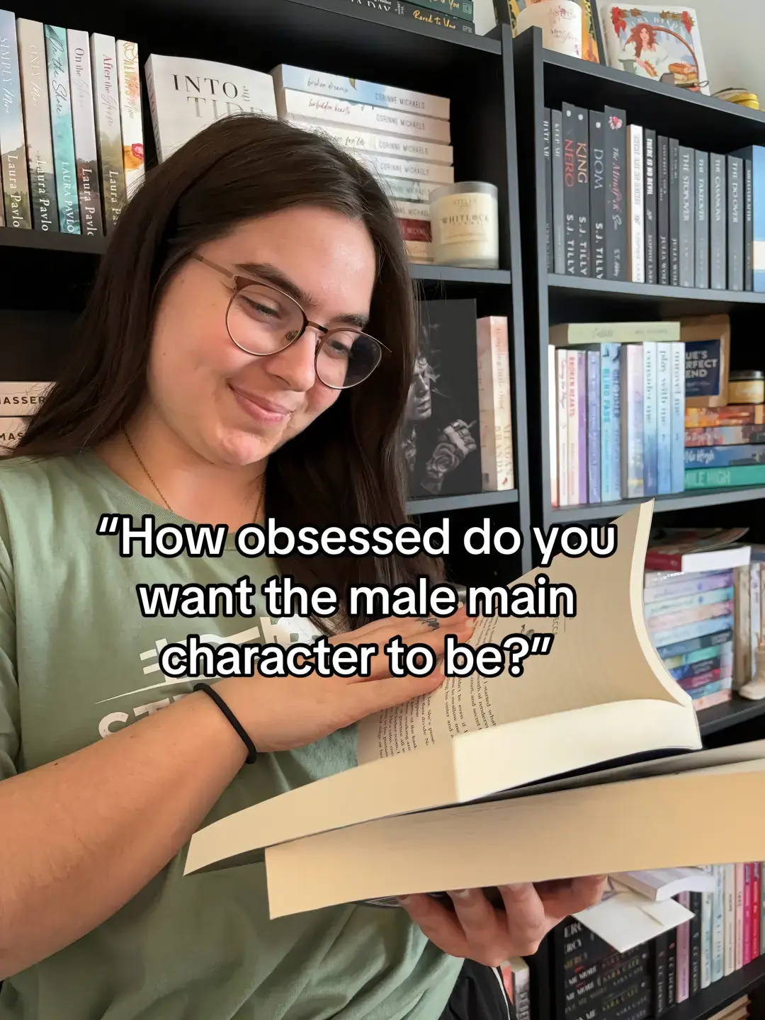 him calling her “my girl”🥹 #BookTok #boyobsessedtrope #billionaireromance #sjtilly #plussizeromancereads #protectiveboyfriend #emotionalromancereads #creatorsearchinsights #footballromance #secondchanceromance #angstyromance #romancebooks #booktoker #bookrecommendations 