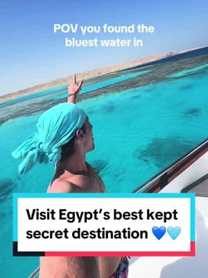 This water is VERY blue #egypt #hurghada #travelegypt #redsea #bluewater 