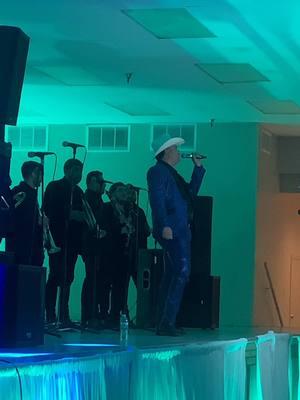 El hijo del halcon de la sierra con banda 🤯cantando el pato nada 😳 #chihuahua #corridosybandas #viral #regionalmexicano #foryoupage #foryou #parati #xyzbca #chihuahua #fypシ #fyp #rescatandolamusicanorteña #elhalcondelasierra #tendencia #elhalcondelasierrajr @AltoCalibreMusicGroup 